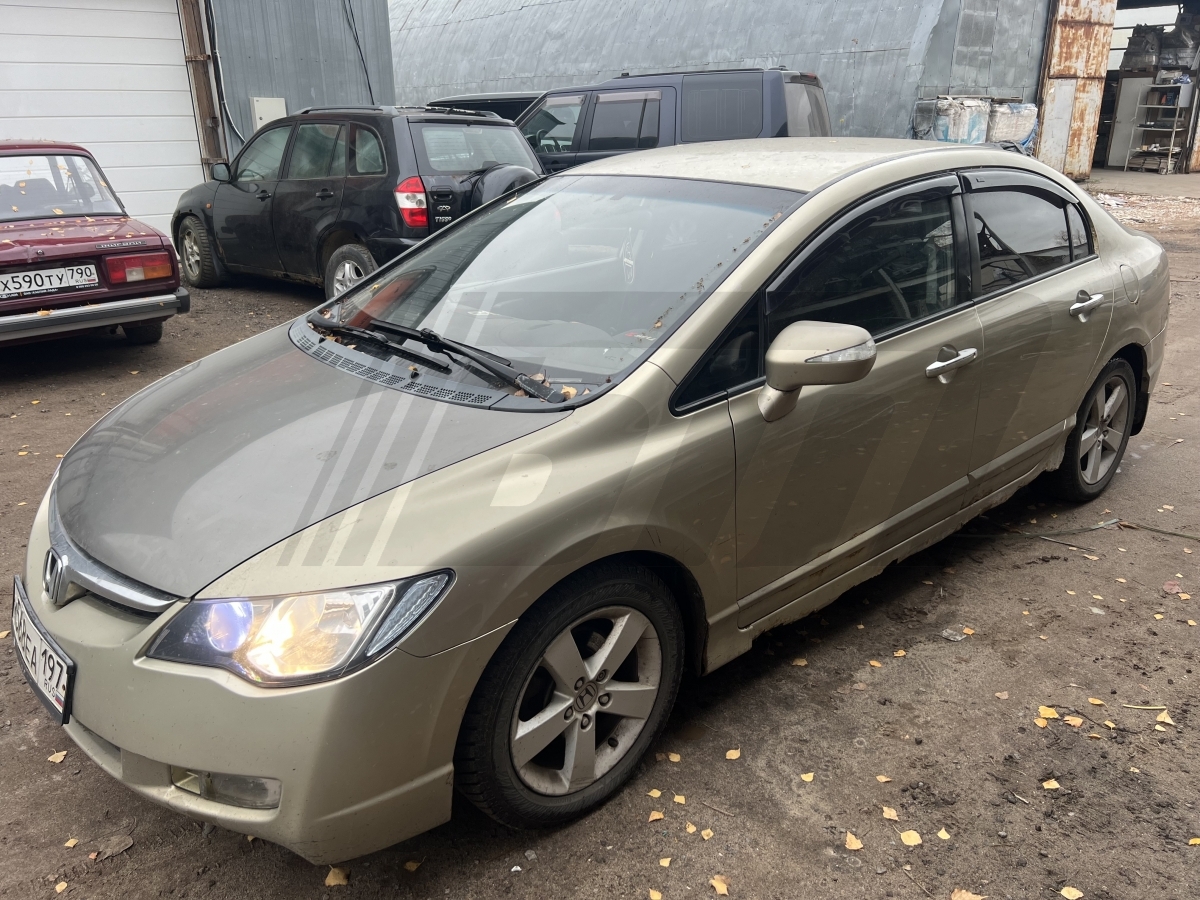 Разборка Honda Civic 2008 г.в. с пробегом 300 000 км