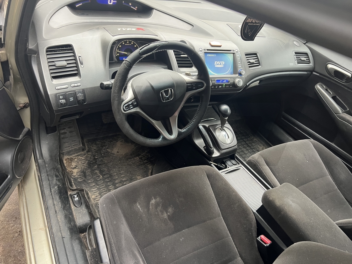 Разборка Honda Civic 2008 г.в. с пробегом 300 000 км