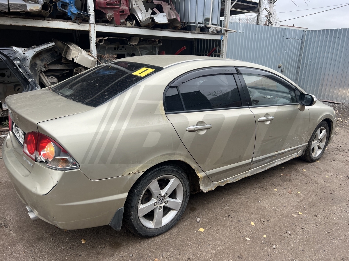 Разборка Honda Civic 2008 г.в. с пробегом 300 000 км