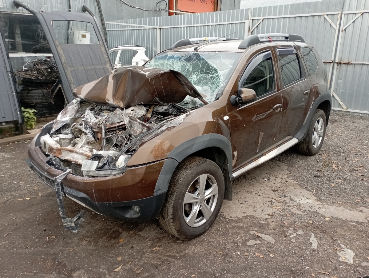 Разборка Renault Duster 2013 г.в. с пробегом 280 000 км