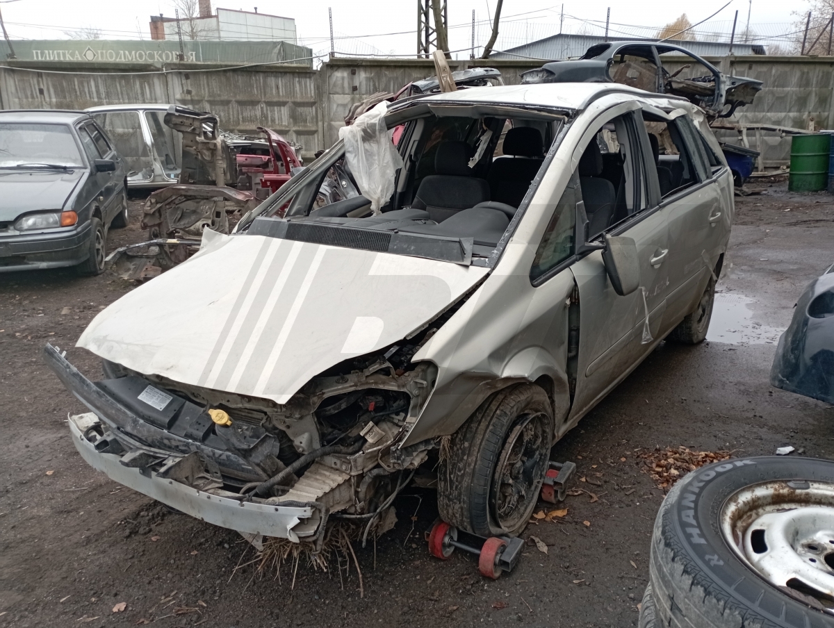 Разборка Opel Zafira 2008 г.в. с пробегом 219 000 км