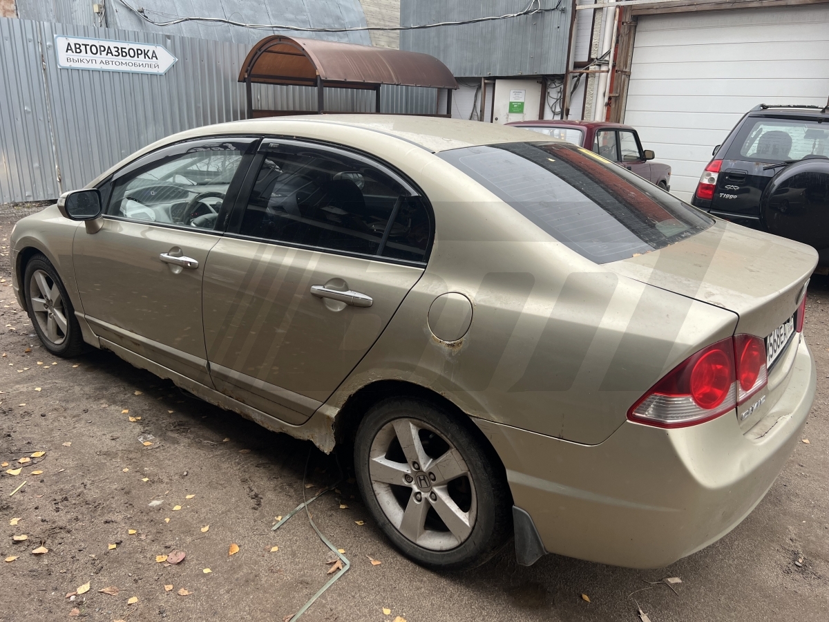 Разборка Honda Civic 2008 г.в. с пробегом 300 000 км