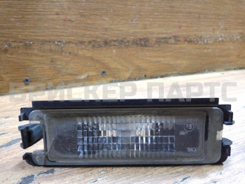 Фонарь подсветки номера на Рено Логан 1 поколение LS0G/LS12 8200957874
