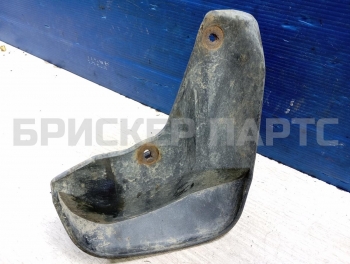 Брызговик задний левый на Митсубиси Каризма I поколение рестайлинг MR375997