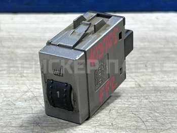 Кнопка обогрева сидений на Форд Фокус 2 поколение рестайлинг 8V4T19K314AB