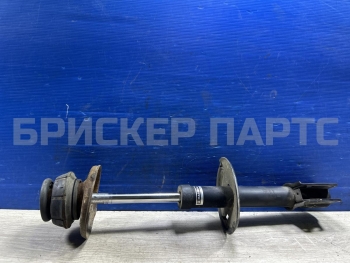 Амортизатор передний правый (стойка) на Рено Сандеро 1 поколение M8011050