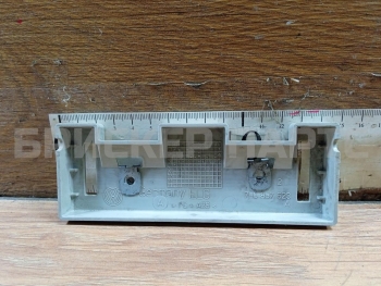 Кронштейн на Фольксваген Транспортер Т5 7H0857623A