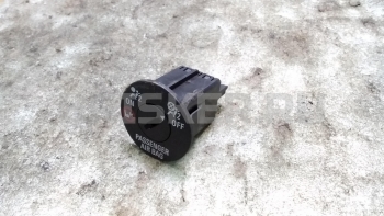 Выключатель пассажирской AIRBAG на Шевроле Круз 1 поколение (J300) 13577258