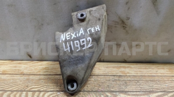 Кронштейн генератора на Дэу Нексия 1 поколение N150 рестайлинг 96103028