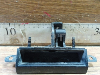 Ручка открывания багажника на Субару Легаси / Аутбэк Bl/B13, BP/B13 63160AG001