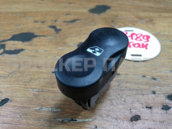 Кнопка, клавиша стеклоподъемника на Рено Логан 1 поколение LS0G/LS12 8200602227