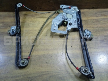 Стеклоподъемник электрический левый передний на БМВ 5 серия E39 8252391