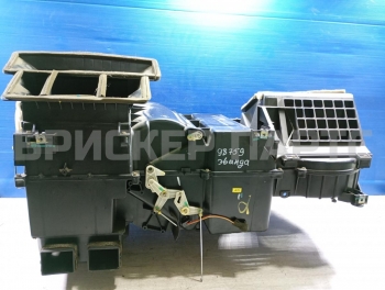 Корпус отопителя на Дэу Эванда 1 поколение V200 96459641