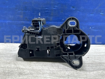 Замок багажника на Митсубиси Каризма I поколение рестайлинг MR476998
