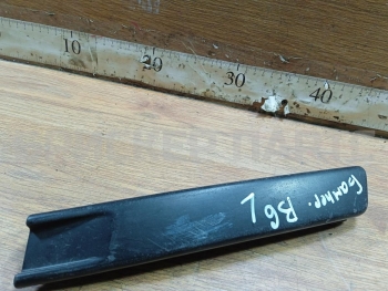 Накладка переднего бампера левая на Фольксваген Пассат Б6 3C0807645A
