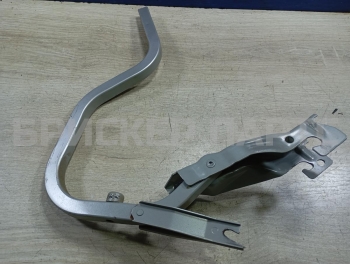 Петля багажника правая на Митсубиси Каризма I поколение рестайлинг MR125490