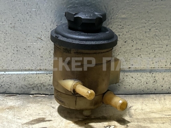 Бачок ГУР (гидроусилителя руля) на Хендай Санта Фе 1 поколение (SM) 5717626000