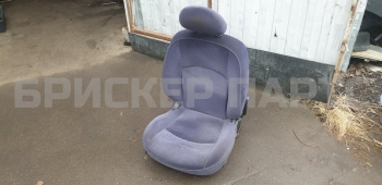 Сиденье переднее правое на Пежо 206 8850QJ
