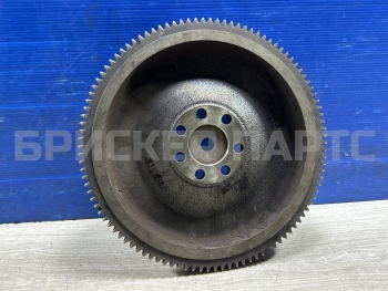 Маховик на Митсубиси Каризма 1 поколение MD310399