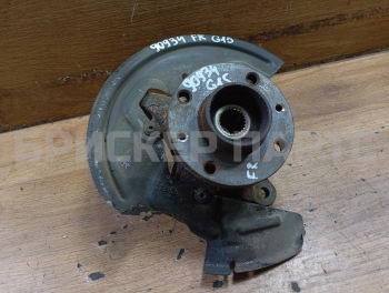 Кулак поворотный передний правый на Ниссан Альмера 3 поколение G15 400144AA0A