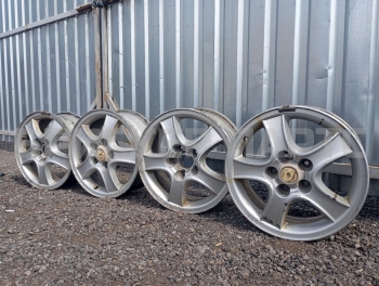 Комплект оригинальных дисков на Hyundai Santa Fe 6.5R16 5*114.3