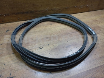 Уплотнитель багажника на Хендай Туссан I поколение JM 871912E001LM