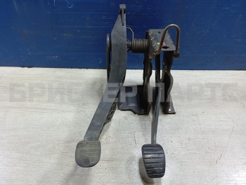 Блок педалей на Рено Логан 1 поколение LS0G/LS12 6001551782