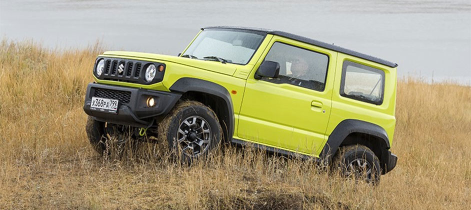 В РФ начались продажи внедорожника Suzuki Jimny по цене от 2,1 млн рублей