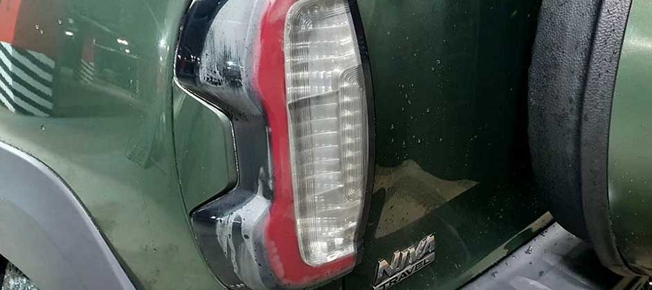 АвтоВАЗ устранил дефект с запотеванием задних фонарей на Lada Niva Travel