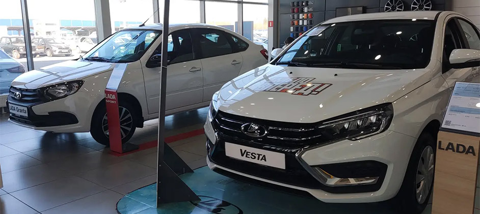 Компания АвтоВАЗ допустила подорожание машин LADA в августе